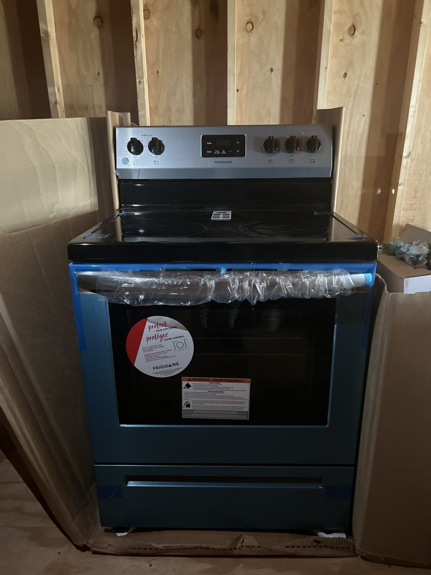 Frigidaire Electric Stove And Oven