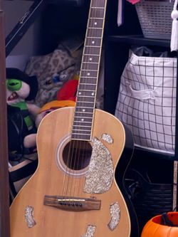 Acoustic Guitar