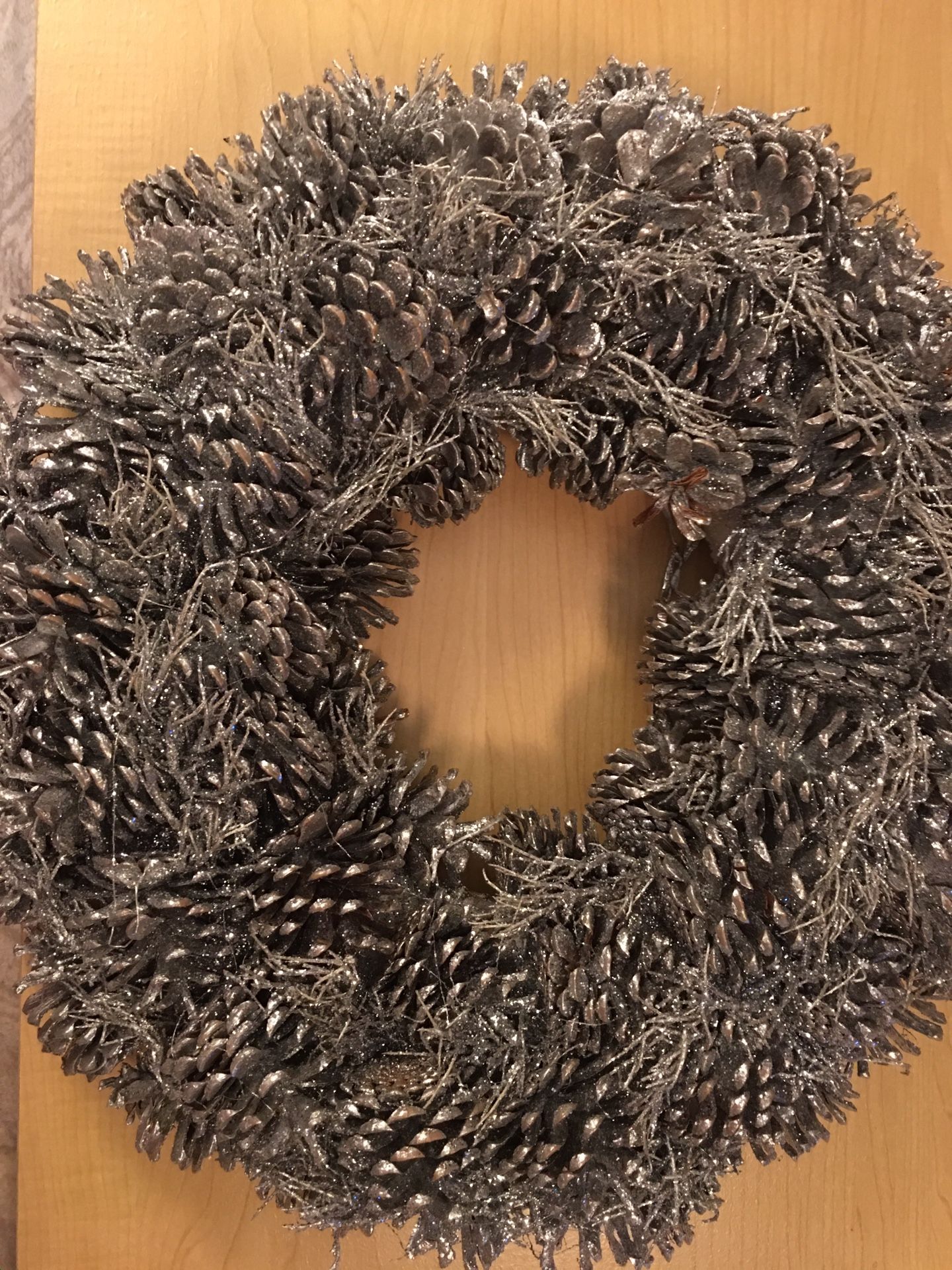 Christmas Holiday Glitter Wreath 20 inches/ sparkle!