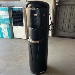 water dispenser 