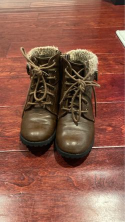 Arizona size 11 girls boots