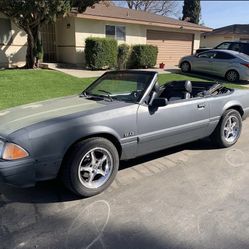 1989 Ford Mustang