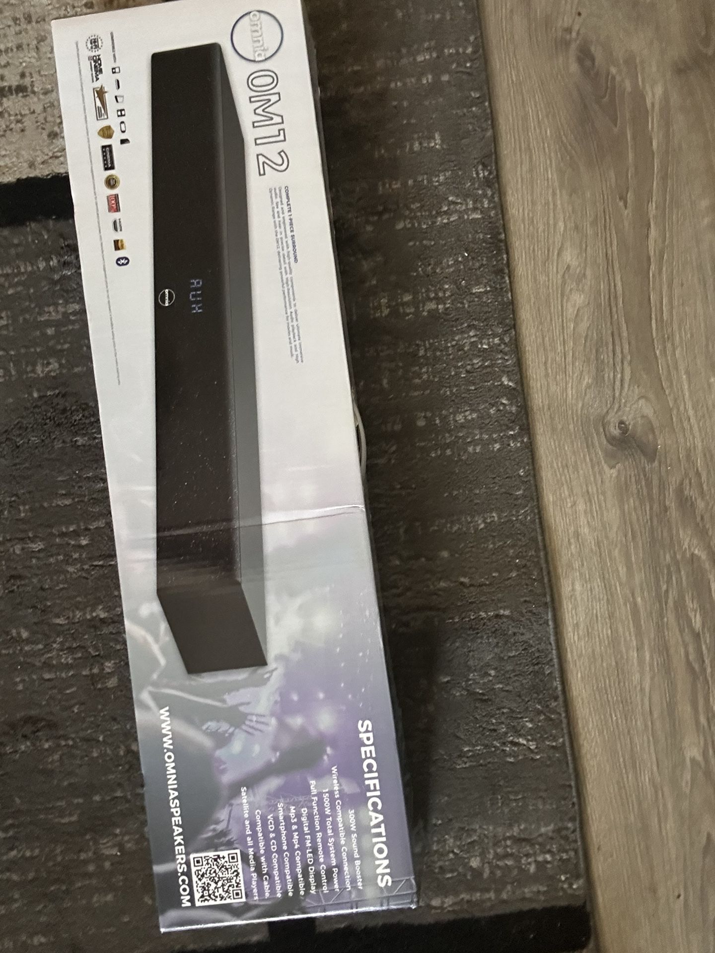 Omnia 0M12 Home Cinema