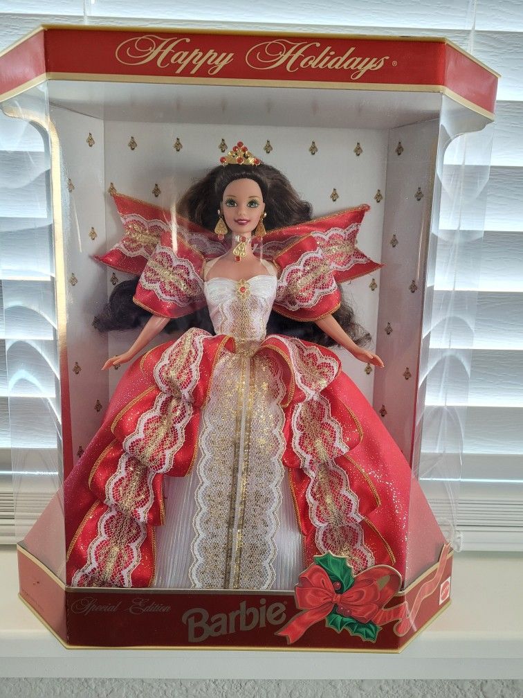 MATTEL HOLIDAY BARBIE BRUNETTE COLLECTIBLE 