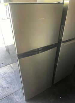Hotpoint Top Mount Fridge Stainless Steel Energy Efficient