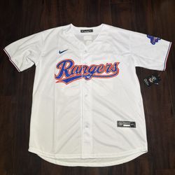 NWT Nike Texas Rangers 2023 World Series Champions Gold Jersey Garcia #53 Mens L
