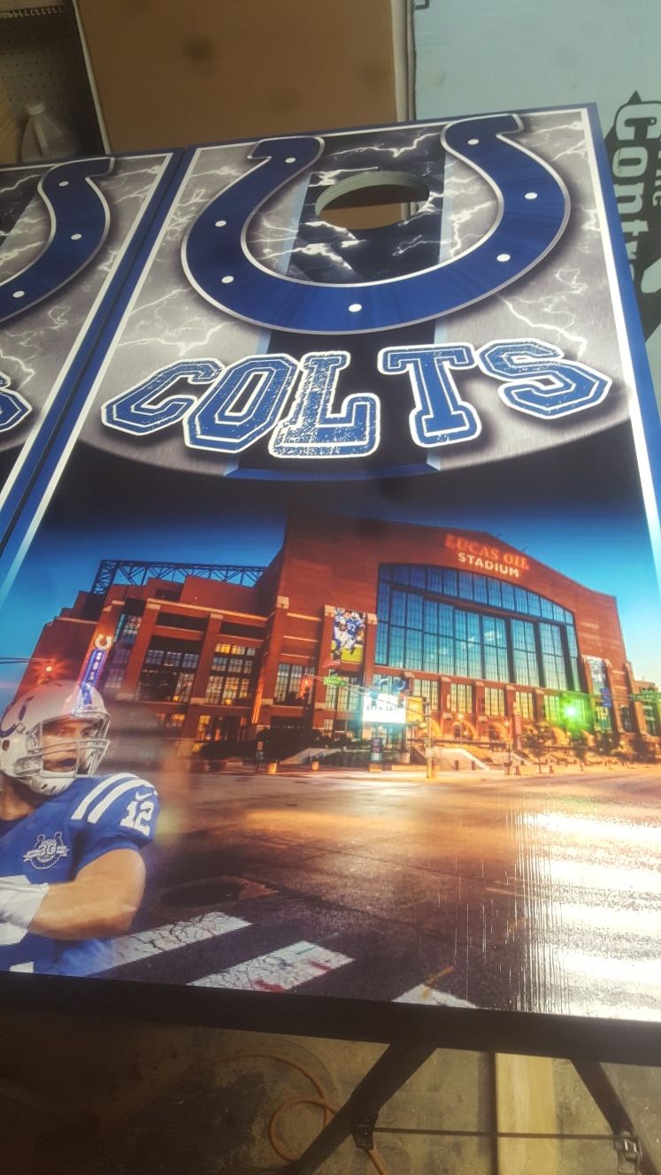 CUSTOM CORN HOLE BOARDS WITH MATCHING BAGS