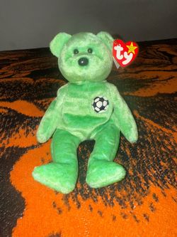Rare TY Bennie Baby “Kicks” Bear with Tag Error!!!