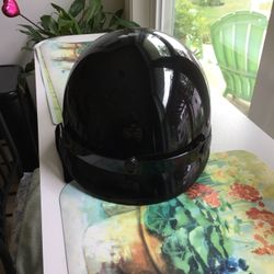 Motorcycle helmet