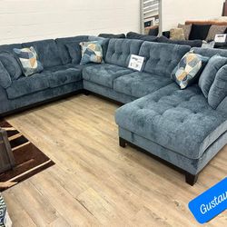 $10 Down financing or Cash $1800 Ashley Oversized Comfy Sectionals Sofas Couch Maxon