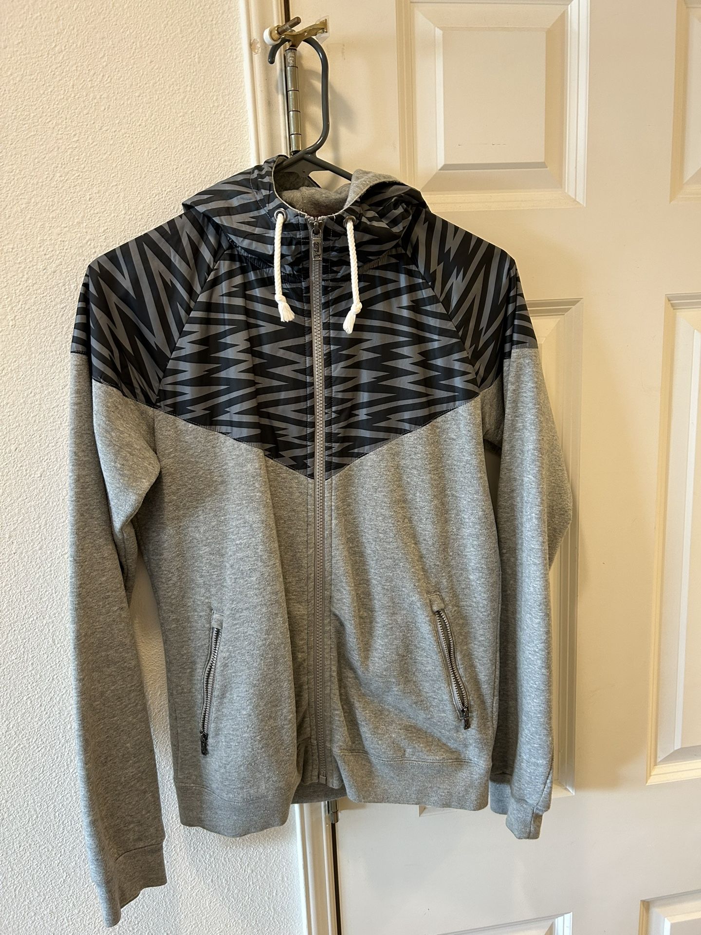 Women’s Nike Fleece Windbreaker- Full-Zip