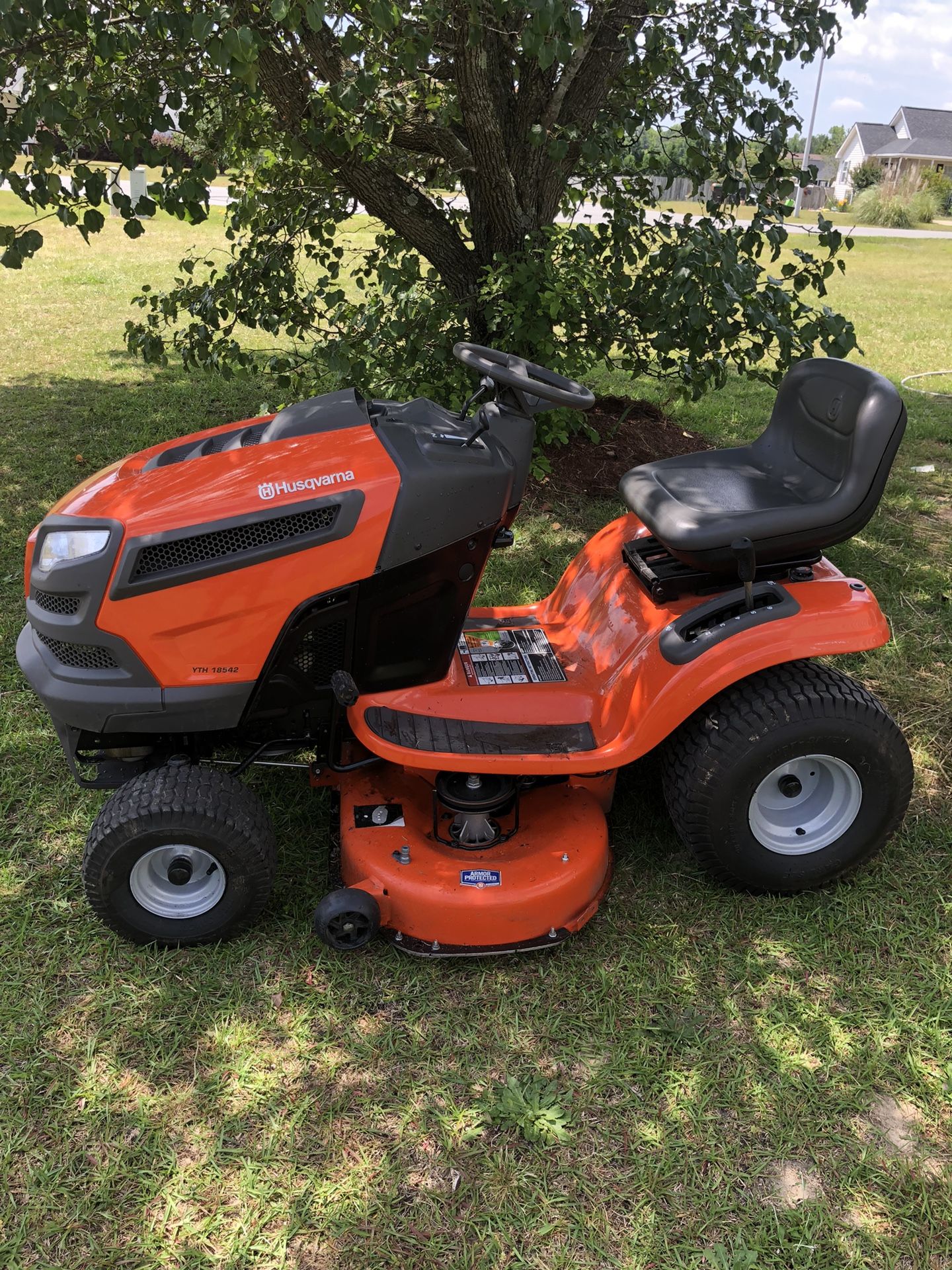 Husqvarna YTH 18.5 42