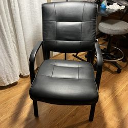 Black Leather Guest Chair