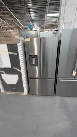 Samsung 22 cu. ft. French Door Refrigerator – Stainless Steel Model: RF22A4221SR Price Today: $1,199 Condition: New / Open Box with Store Warranty Loc