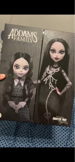 Monster High Morticia and Wednesday Addams limited edition New in box Excellent condition