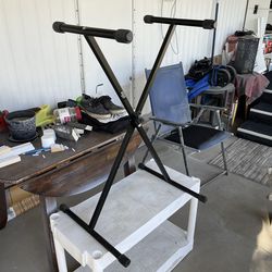 Keyboard or mixer stand 2