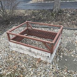 Free planter box