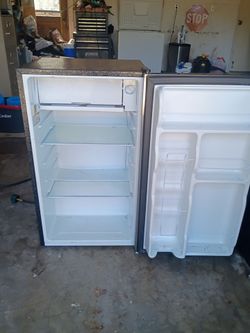 XL mini fridge