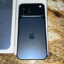  iPhone 17 Pro Max 512GB – Blue – Open Box (0 Cycles) 🔥