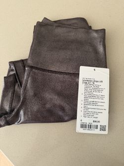 Lululemon Women pant size 6