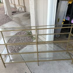 Gold Entry Table