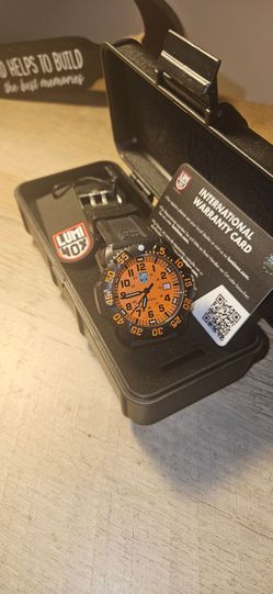 Luminox 44mm mens watch