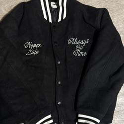 OBEY VARSITY JACKET XL