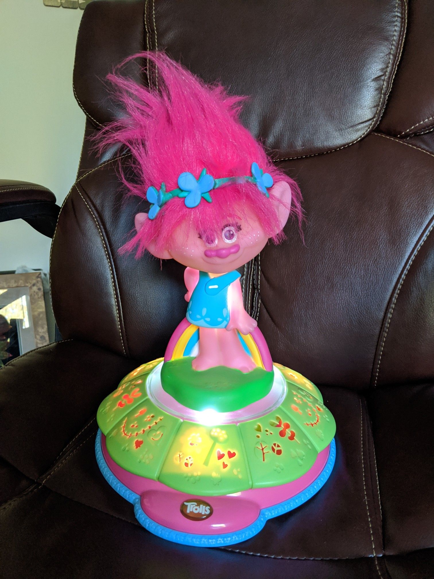 Trolls Poppy lamp. 20 obo