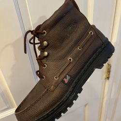 Justin’s Womens Lace Up Leather Chukka Boots size 10M (medium width)