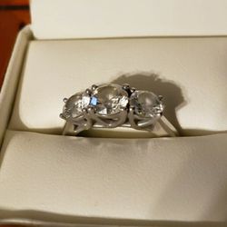 3 Stone Diamond Platinum Engagement Ring