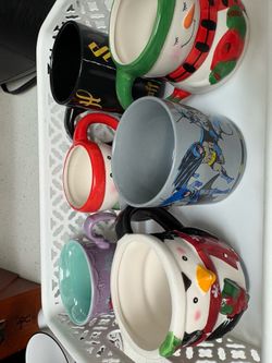 Box of mugs