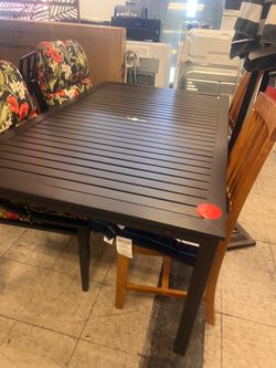 Metal table