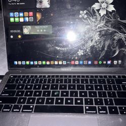 MacBook Air 13