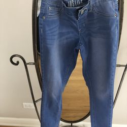 Brand New Girls Justice Jeans Size 8!
