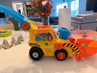 VTech Pop-a-Balls Push and Pop Bulldozer, Yellow