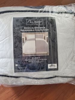 Reversible comforter