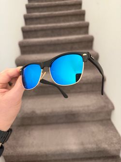 NEW Clubmaster Oversized 57mm RayBan Sunglasses with original Ray Ban Packaging
