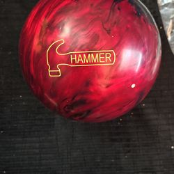 NIB 14 lb Hammer Black Widow 2.0 Bowing Ball