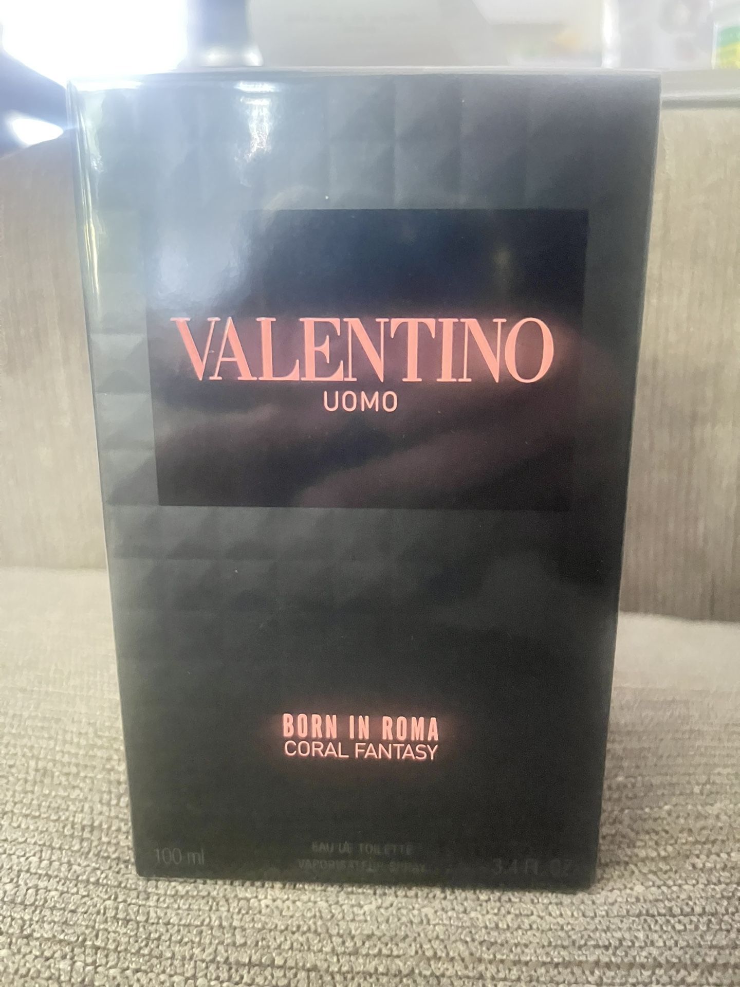 Valentino Born In Roma Coral Fantasy 