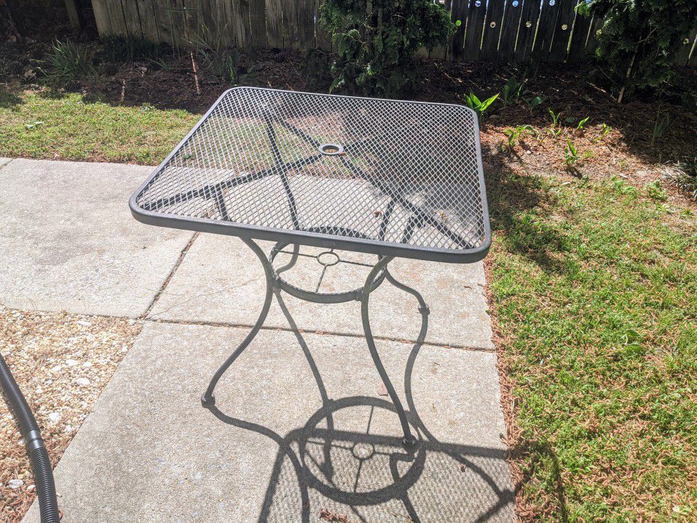 Outdoor Metal  Patio Table Or Gardening Table