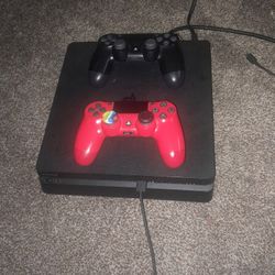 Ps4 + Two Good Controllers 