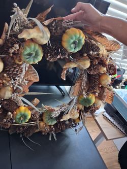 Pine cone wreath medium to large size
