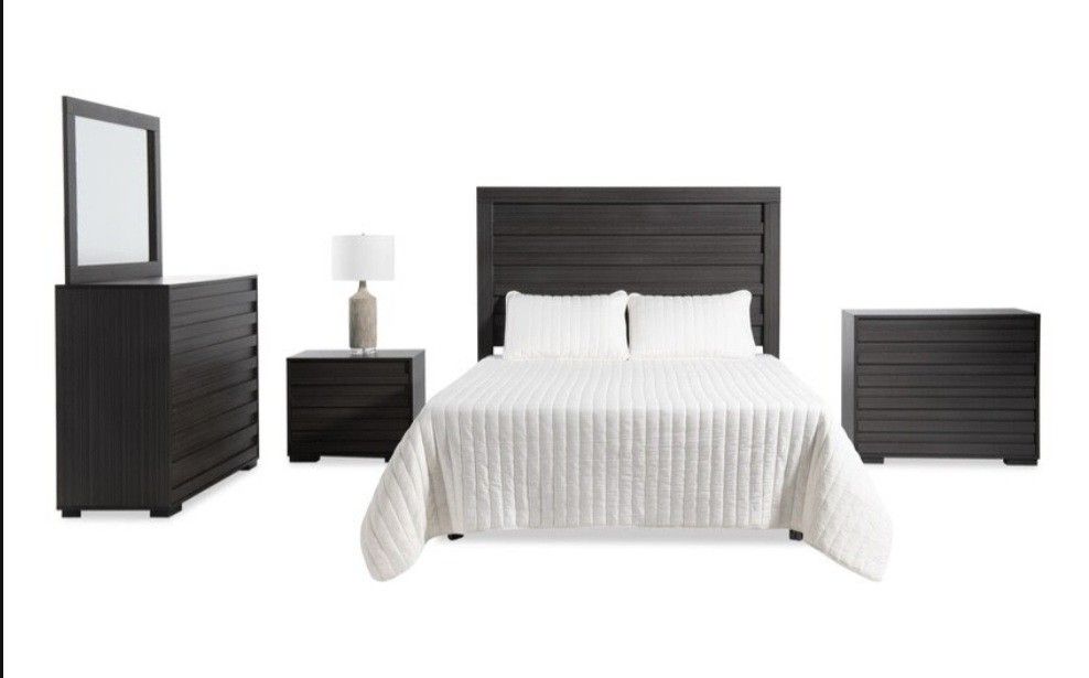 Queen Bed Set For Sale