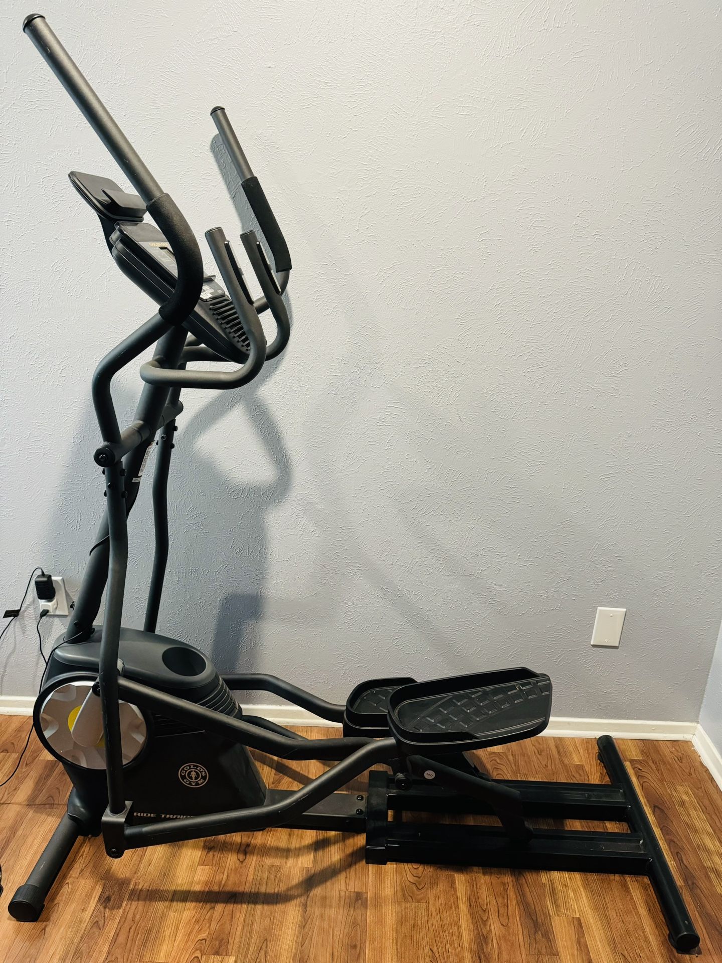 Gold’s Gym Elliptical 