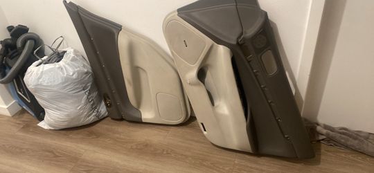 G37/G35 sedan door panels