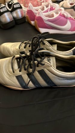 Adidas grand court low women size 8