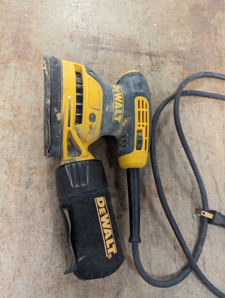 DeWalt Circular Sander