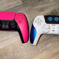 Playstation Controlers