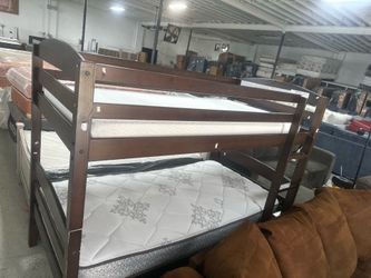 Bunk bed twin + twin and mattress