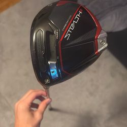 Left-handed Stealth 2 Plus+ driver W/headcover